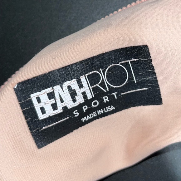 BEACH RIOT SPORT | Marlene Colorblock Top and Legging Set in Merlot | Size L & M - Picture 8 of 13